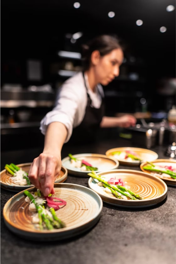 private chef plating fancy food